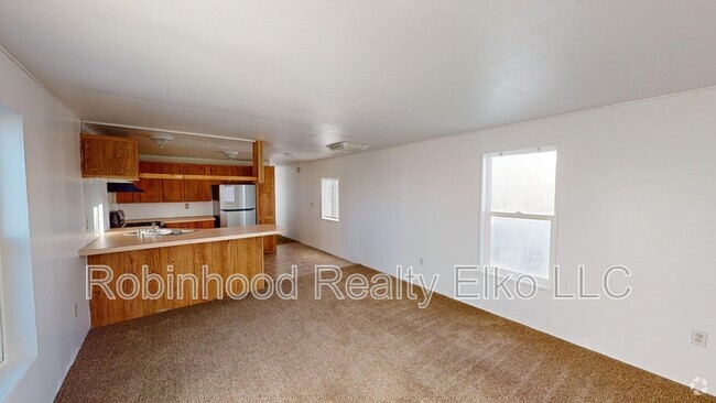 Building Photo - 5368 Paiute Ave Rental