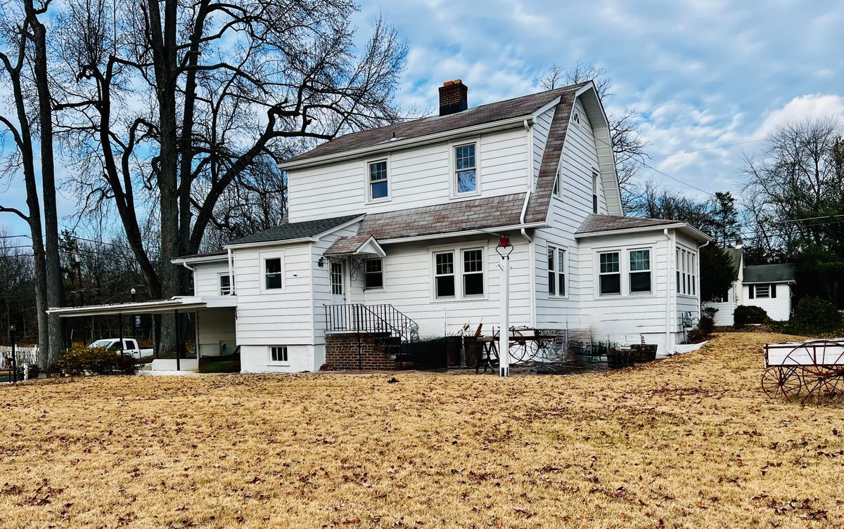 Photo - 222 Berlin Rd N