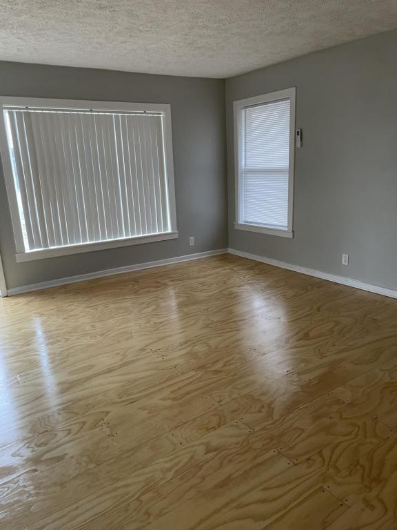 Photo - 1141 Hollywood Dr