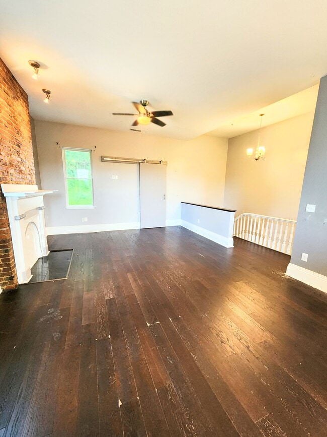 6064 Butler St Unit 2