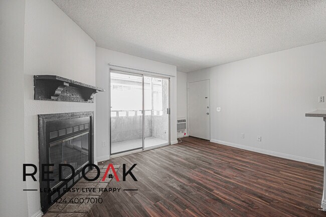 10346 Commerce Ave Unit 6