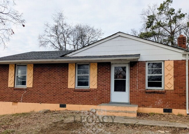 Building Photo - 1906 Laurinda Dr