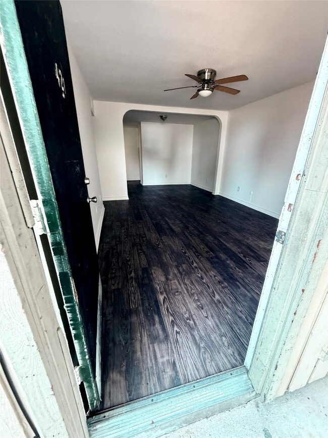 Photo - 5625 Antoine Dr Unit 421