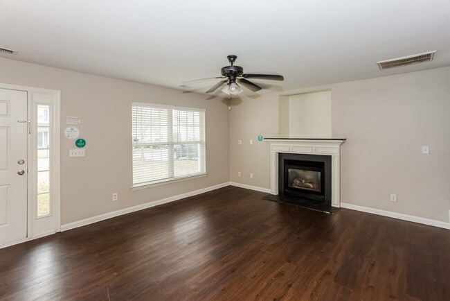 Photo - 7028 Indian Ridge Ln