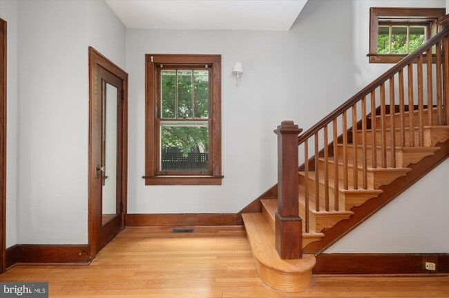 Photo - 1431 N Fillmore St