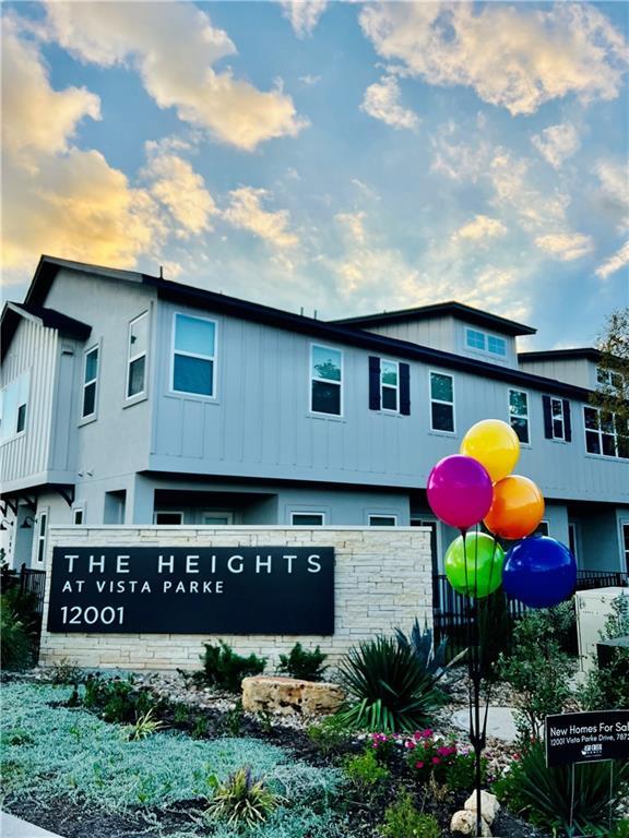 Photo - 12001 Vista Parke Dr