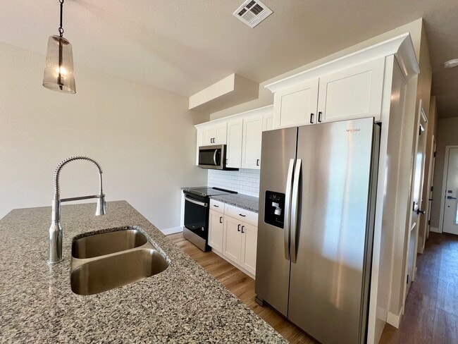 Photo - Modern Townhome with STUNNING Views in West MHK