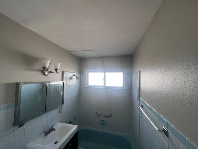 Photo - 5844 N 83rd St Unit 5844 Lower