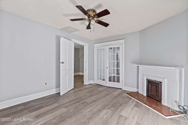 Photo - 2733 Dumesnil St Unit 1