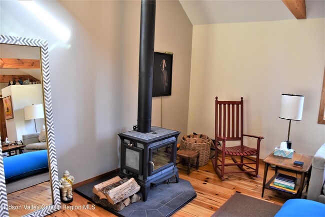 Photo - 219 Cherry Hill Rd