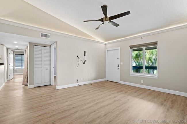 Photo - 6299 Chasewood Dr Unit H