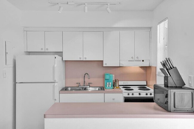 Photo - 851 N Surf Rd Unidad ID1312666P