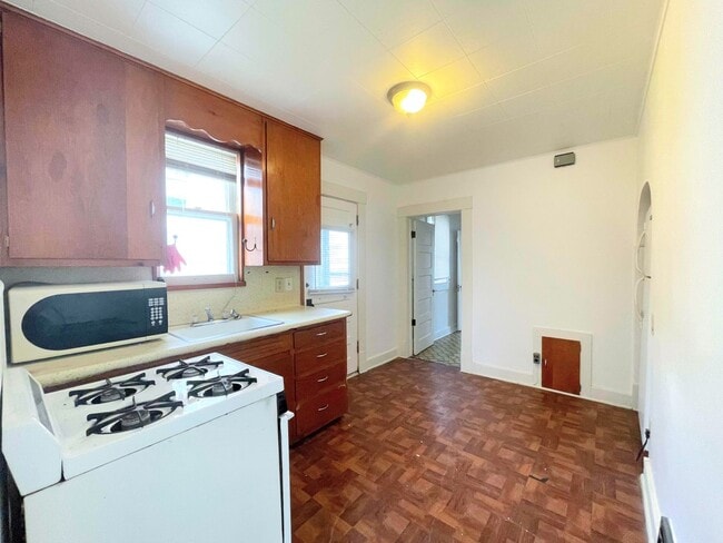 Photo - 116 N Plum St Unit 116 1/2 N Plum St.