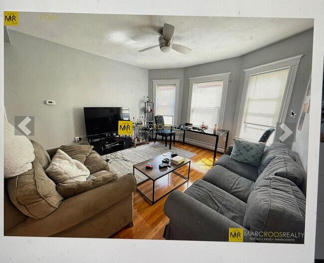 Building Photo - 10 Berwick Rd Unit #0 Rental