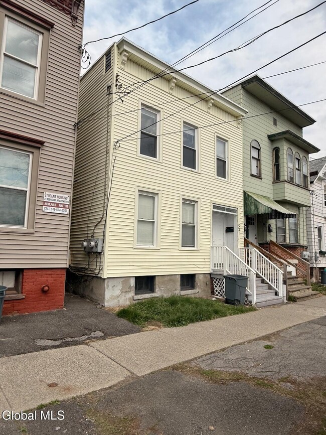 Photo - 531 Hamilton St Unit 2