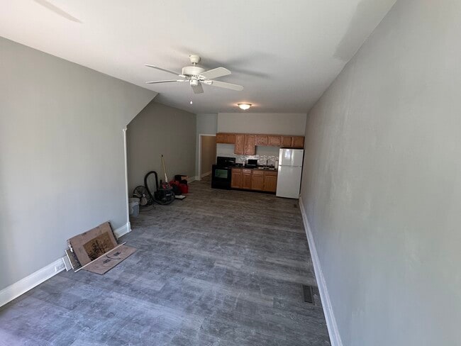 Photo - 35 E High St Unidad #1 Lower