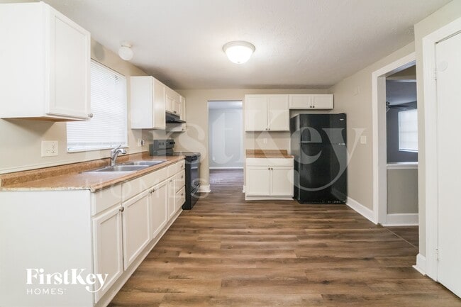 Photo - 3045 Forestside Ln