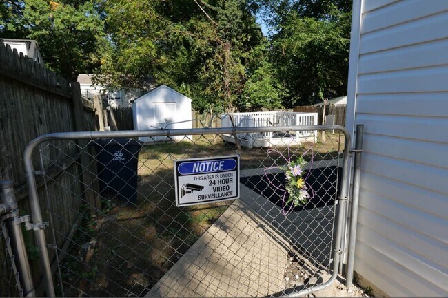 Photo - 617 Drum Ave
