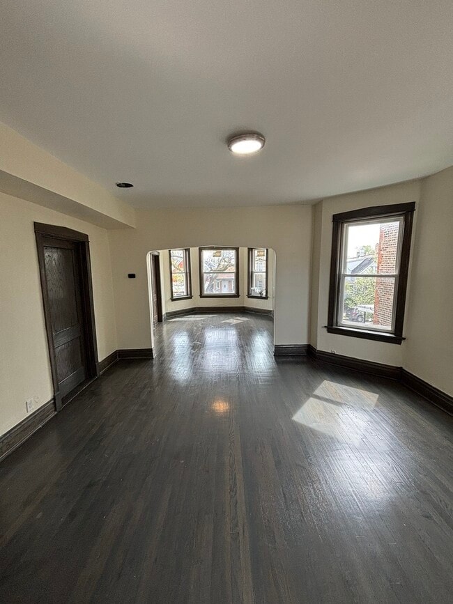 Photo - 1538 N Avers Ave