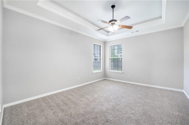 Photo - 1536 N Oakhaven Pl