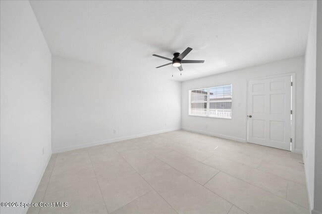 Photo - 154 Crescent Beach Dr Unit 6