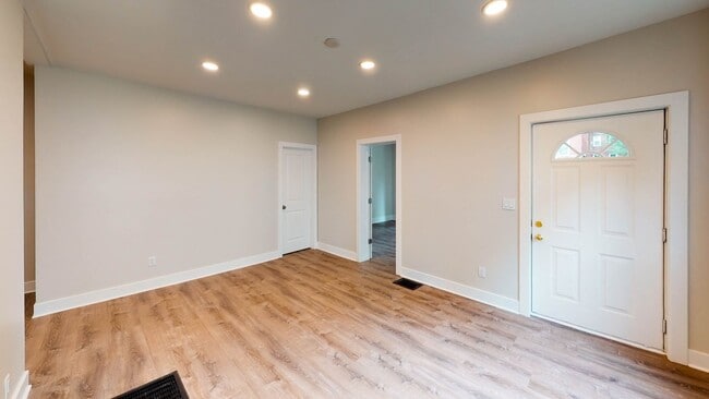 Photo - Beautiful 4BD Behind Yale Campus!