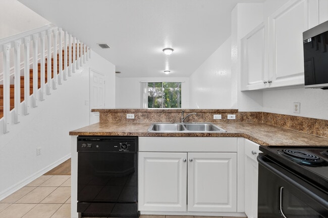 Photo - 3635 Sonoma Dr