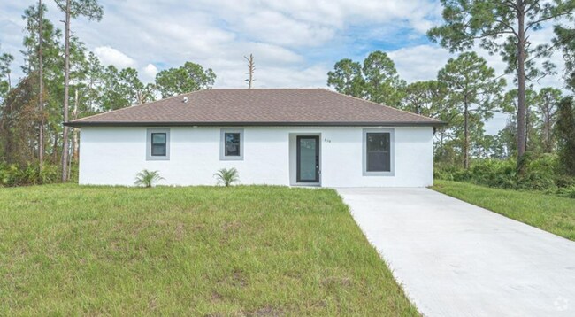 Building Photo - 619 Summit Ave S Rental