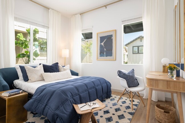 Bungalows at Lakin Park