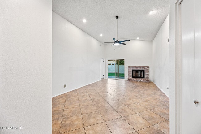 Photo - 1129 N 87th St