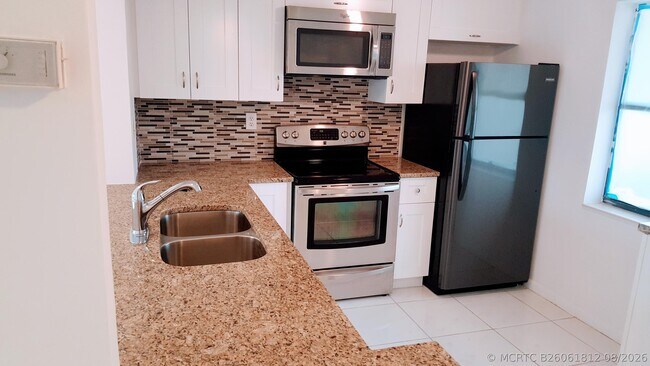 Photo - 2900 NW 42nd Ave Unit A407