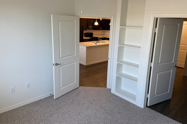 Photo - 314 Castle Dr