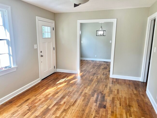 Photo - 515 Greenville St