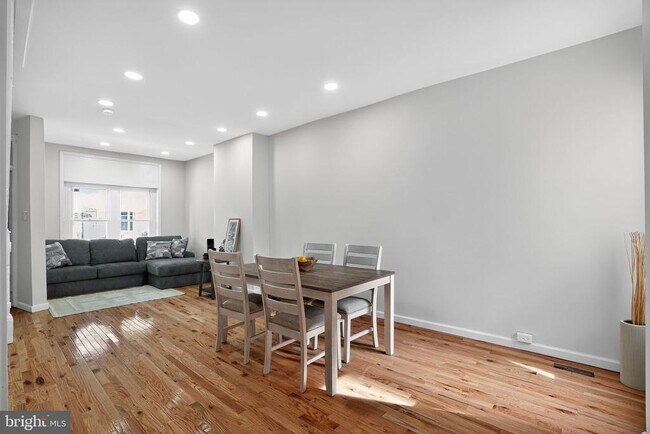 Photo - 4324 Otter St