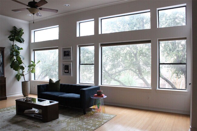 Photo - 4402 Lillian St Unit True