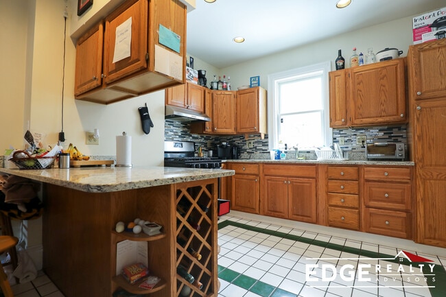 Photo - 10 Woodmont St Unit 1