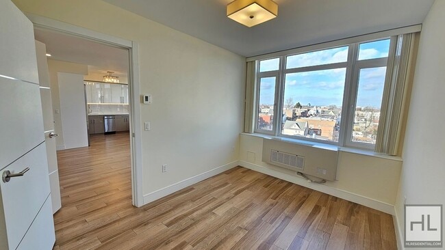 Photo - Northern Boulevard Unit 7A