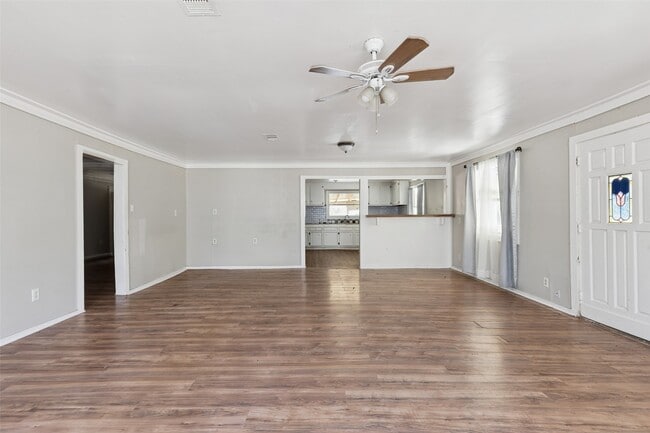 Photo - 111 Lazy Trail