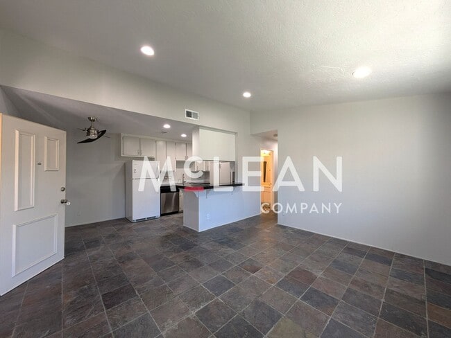 Photo - Wonderful 2-Bedroom at Great Price with Br...
