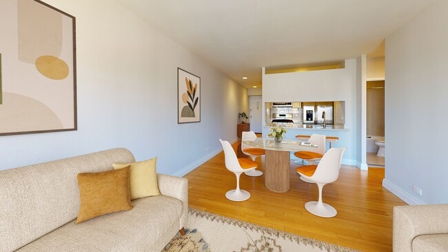 Photo - Windsor Court Apartments