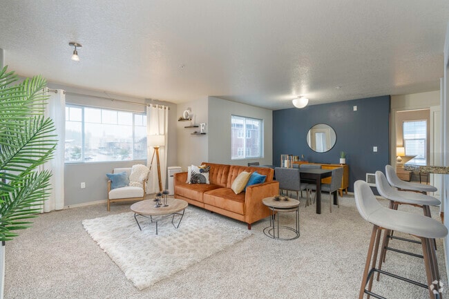 Interior Photo - Cedar Falls