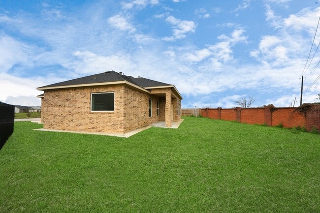 Photo - 2003 Marthoman Drive
