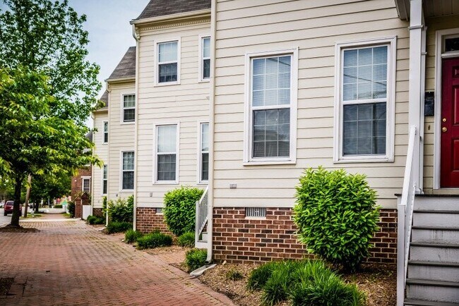 Photo - 2301 Jefferson Ave Unidad #2301