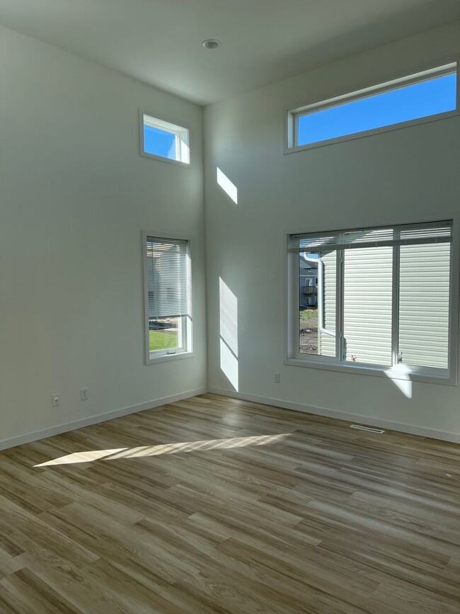 Photo - 4 Bed 3 Bath Single Family Home