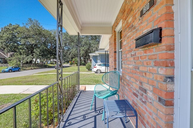 Photo - 1810 E 32nd St