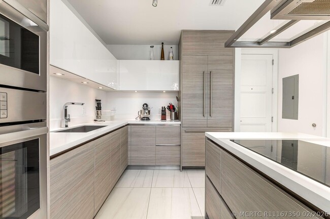 Building Photo - 155 E Boca Raton Rd Unit 415