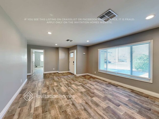 Photo - 1335 E Hermosa Dr