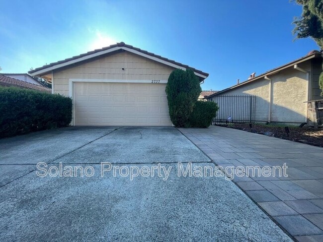 Photo - 2737 Almondwood Way