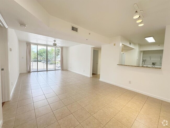 Building Photo - 519 E Sheridan St Unit 2032 Rental