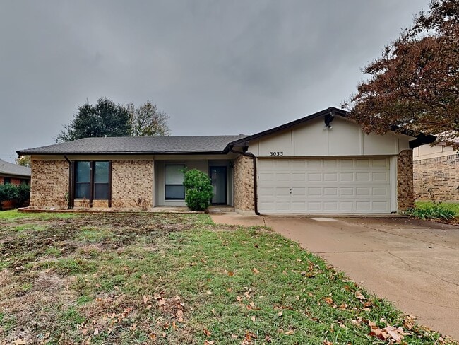 Building Photo - Bedford Beauty with Vaulted Ceilings, Entertainer’s Backyard & Designer Touches Throughout!